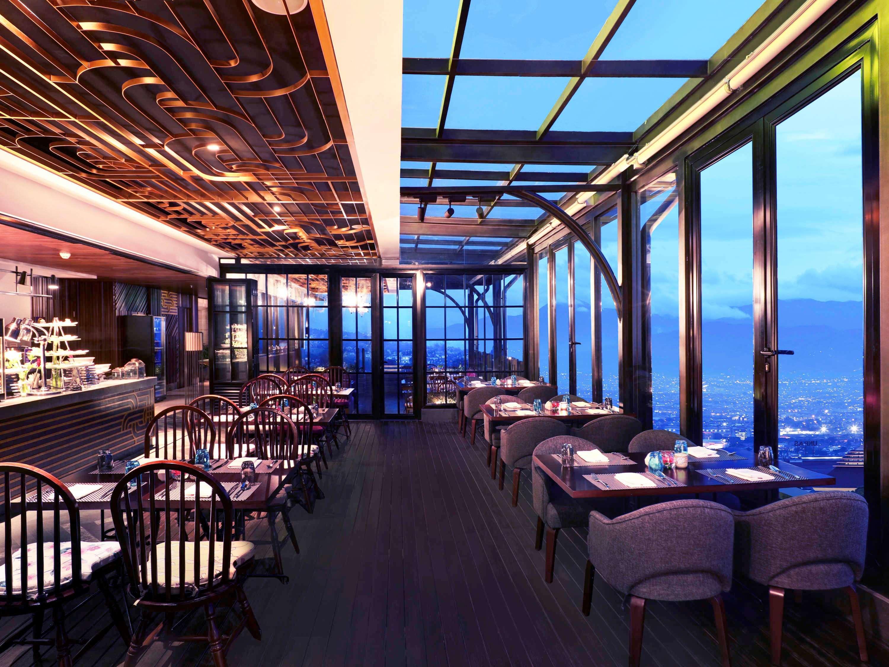 Grand Mercure Bandung Setiabudi מראה חיצוני תמונה